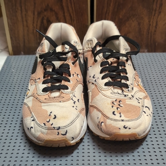 Nike Other - Nike Air Max 90 Desert